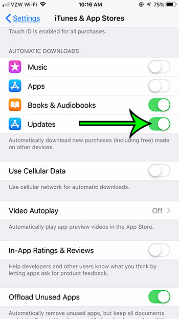 how to enable automatic app updates on an iPhone 7