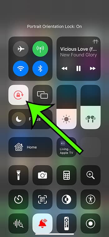 how to turn off auto rotate on iPhone 13